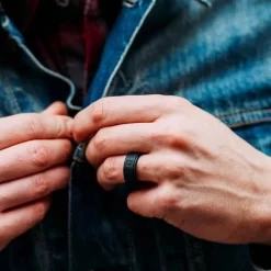 QALO Mens Step Edge Silicone Ring. -We Bring Outdoor tactical gear shop to Life. USPT JW1327 BLK 1500 10 1